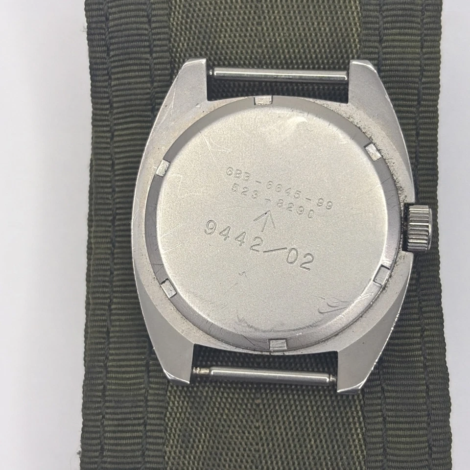 Vintage Estilo CWC Relógio de Campo Militar Britânico Quartzo Movimento Japão Funcionando - Imagem 2 de 4
