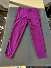 Piper by Smartpak Women's  Cherry  Pants Leggings Riding  With Mesh Panels Sz L.