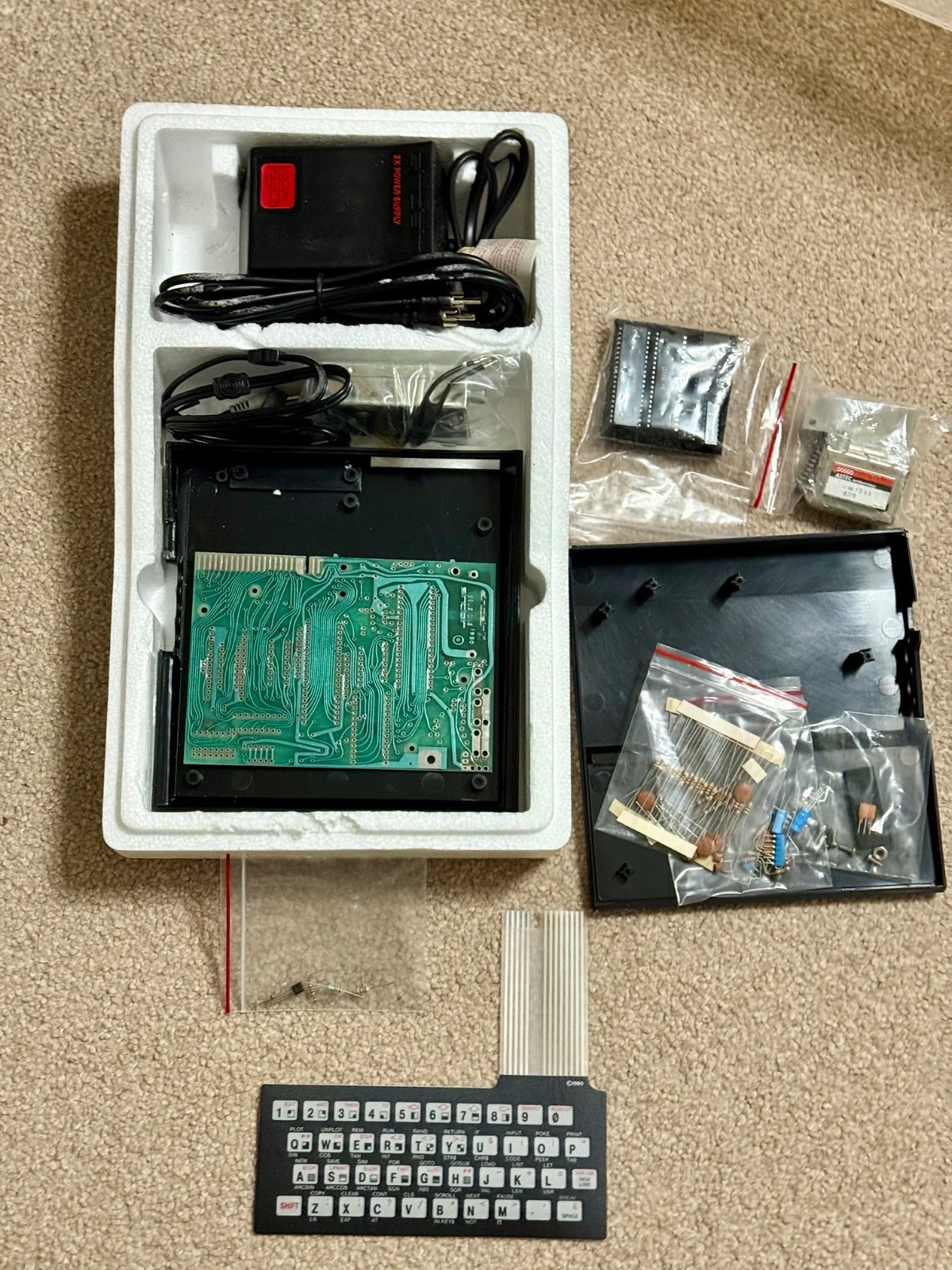 Additional photo for Original Sinclair ZX81 DIY Computer Kit: Unbuilt, Complete, and in OVP