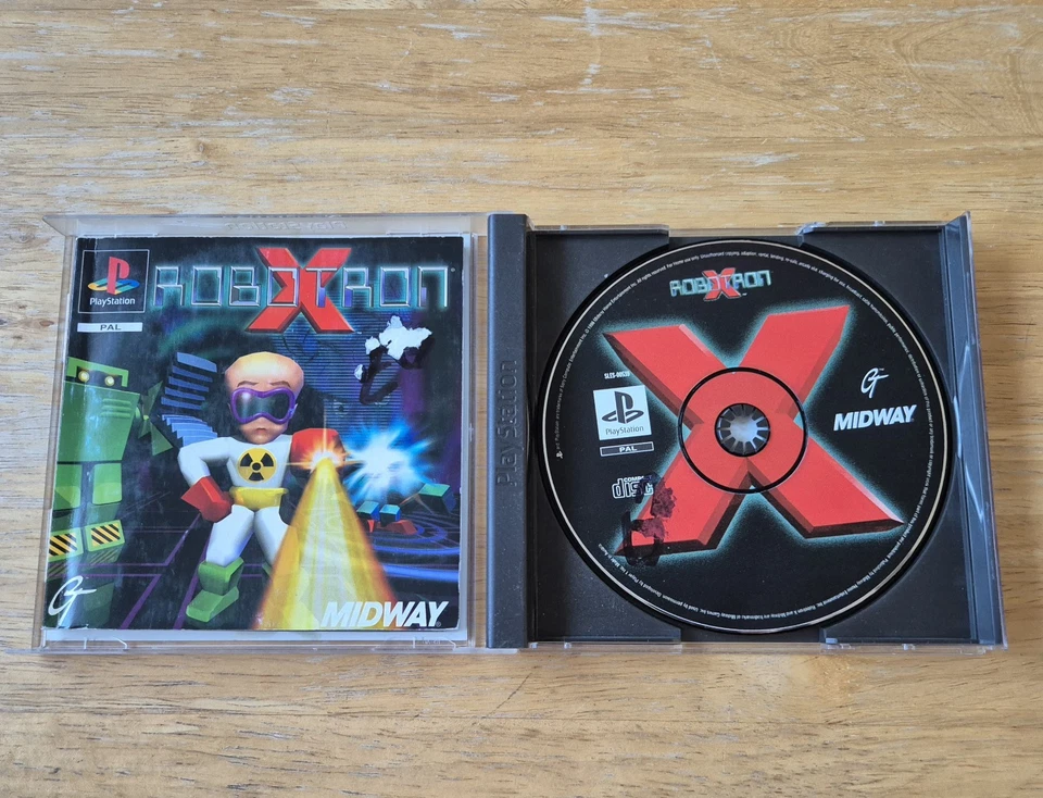 ROBOTRON X. PS1 GAME. (PLAYSTATION One, PAL) With manual. - Image 3 of 4