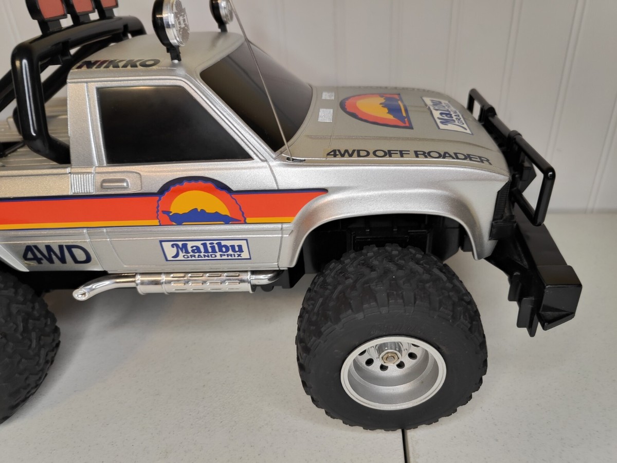 Nikko Malibu Prix Off Roader Toyota Hilux 4WD 4x4 Hi Remote