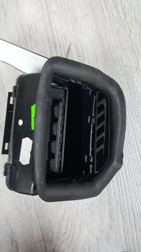 FIAT GRAND PUNTO 2007-2010 FRONT PASSENGER SIDE DASHBOARD AIR VENT - Picture 3 of 3