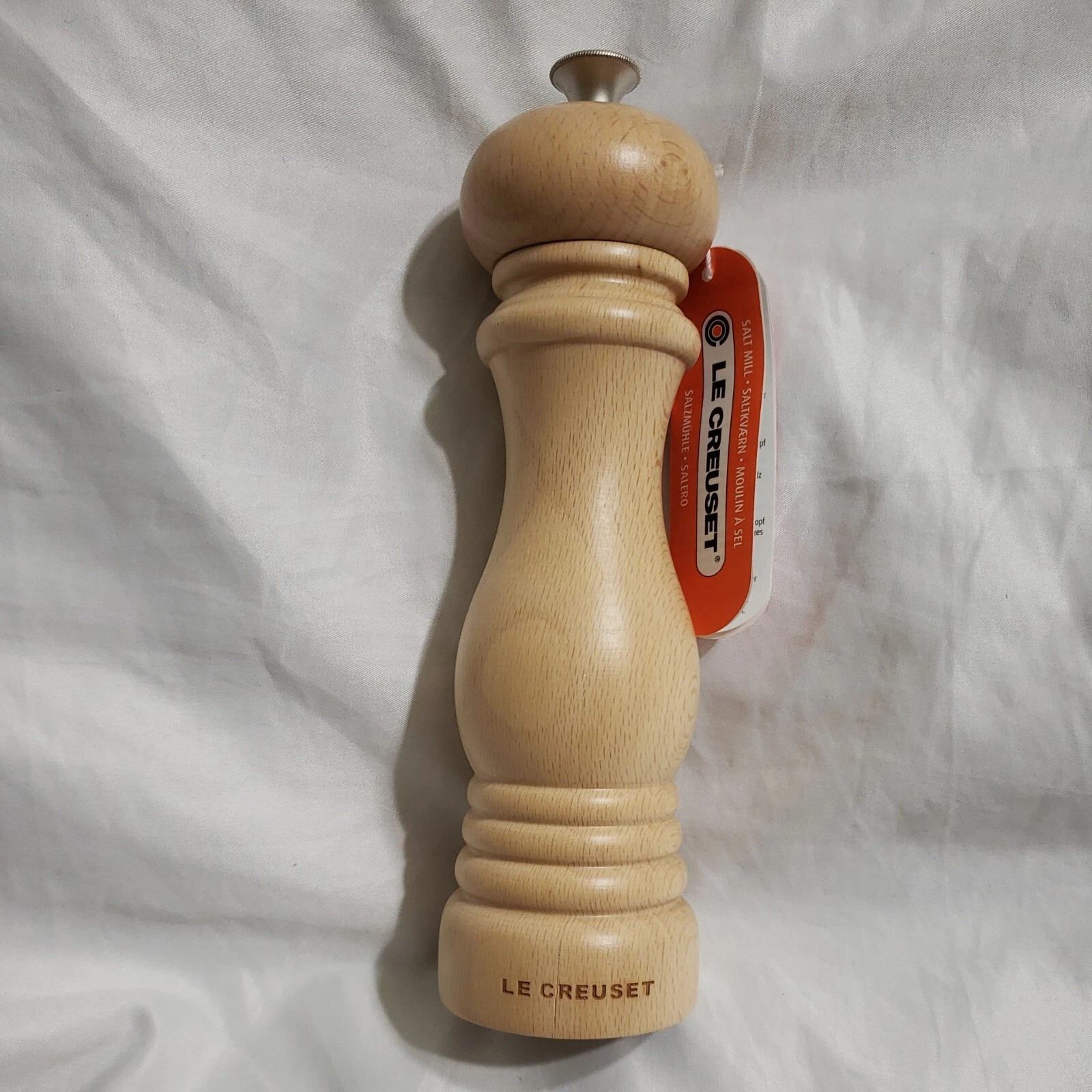NWT Le Creuset Beech Wood Salt Mill 8 inches