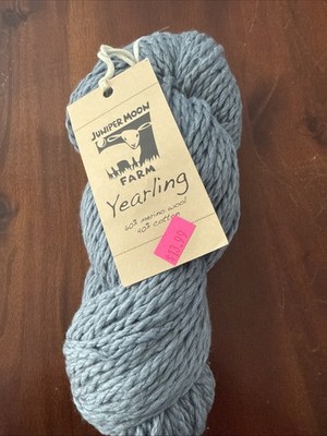 Juniper Moon Farm Yearling Bulky Yarn - Merino Wool/Cotton - 109 Yds  - Gray 02