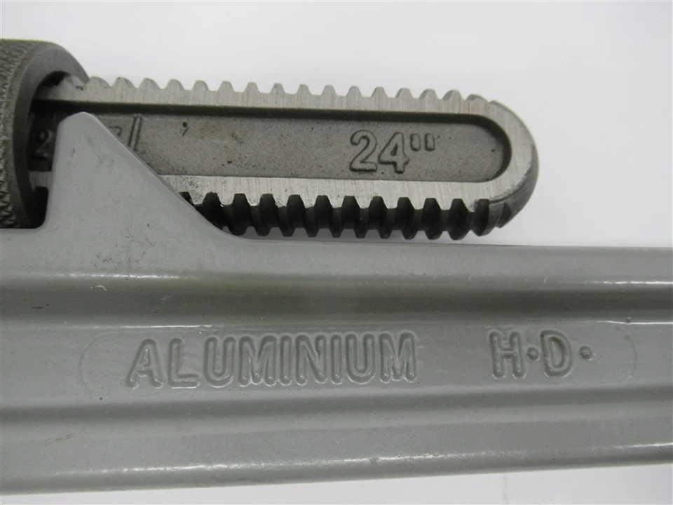  24" Aluminum Straight Pipe Wrench , 3" Pipe Capacity - Image 3 of 3
