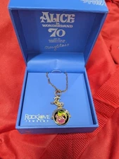 Disney x Rock Love Alice in Wonderland Spinner Necklace Mary Blair NIB 🌼🌸🌼