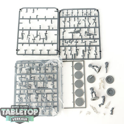 Sonstige - 10 Warpath Universe Enforcer Strike Team - im Gussrahmen