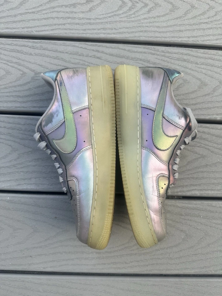 Nike Air Force 1 Low LV8 Iridiscente Hombres Talla 9 Zapatos Atléticos Tenis Foto 3 de 4
