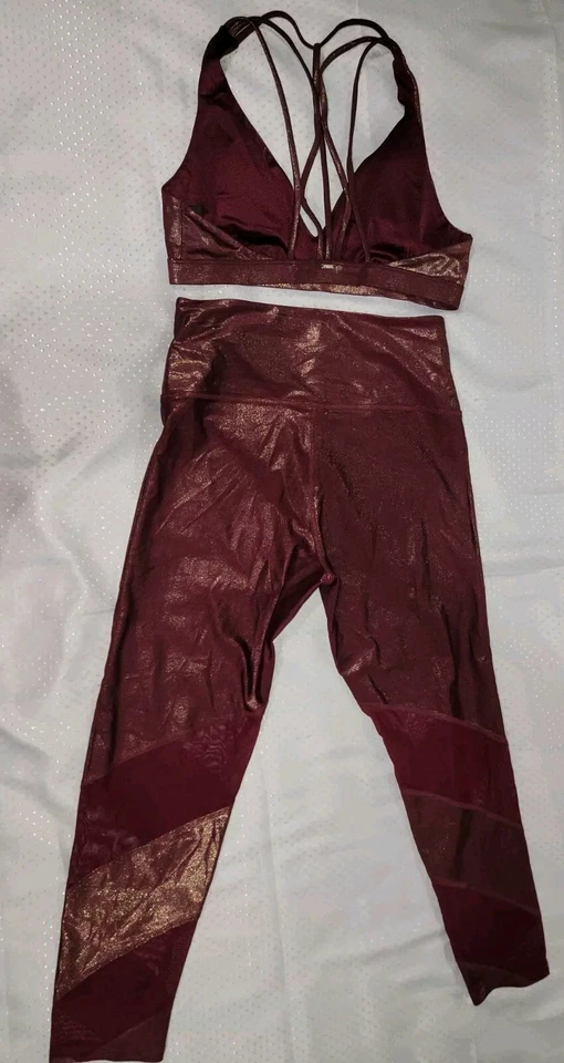 Victoria's Secret Pink Ultimate Workout Set Sz L Burgundy/Gold Shimmer - Image 2 of 4