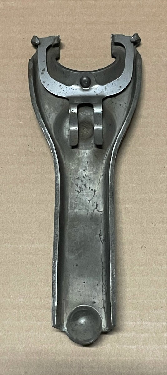 OEM NOS Clutch Fork #15592270 | eBay