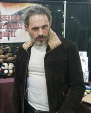 Chaqueta de cuero de gamuza marrón estilo TWD precisa con pantalla Rick Grimes para hombre