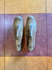 vintage women's wooden shoe lasts size 5.5 circa 1960's private collection
