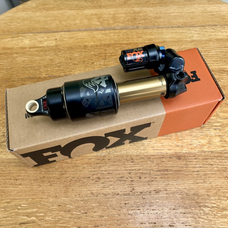 FOX FLOAT X2 Factory Rear Shock 205x60mm Trunnion 2-Pos Adj Kashima 2024/25 NEW