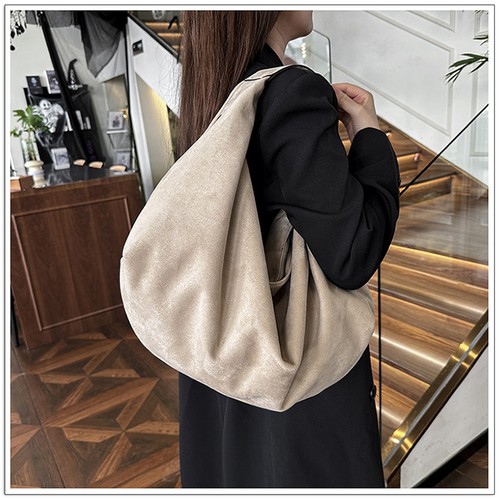 Lässige Hobo Bag Wildleder beige groß Beuteltasche Schultertasche Luxus Designer Trendy - Bild 17 von 25