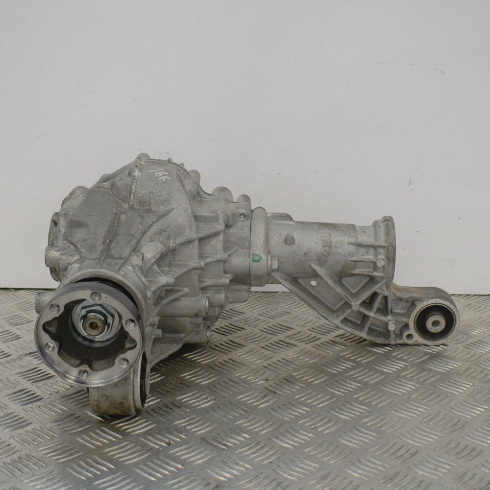 Mercedes Benz GLE W166 Front Differential 2015 3.5 Diesel Ratio 2.85 | eBay
