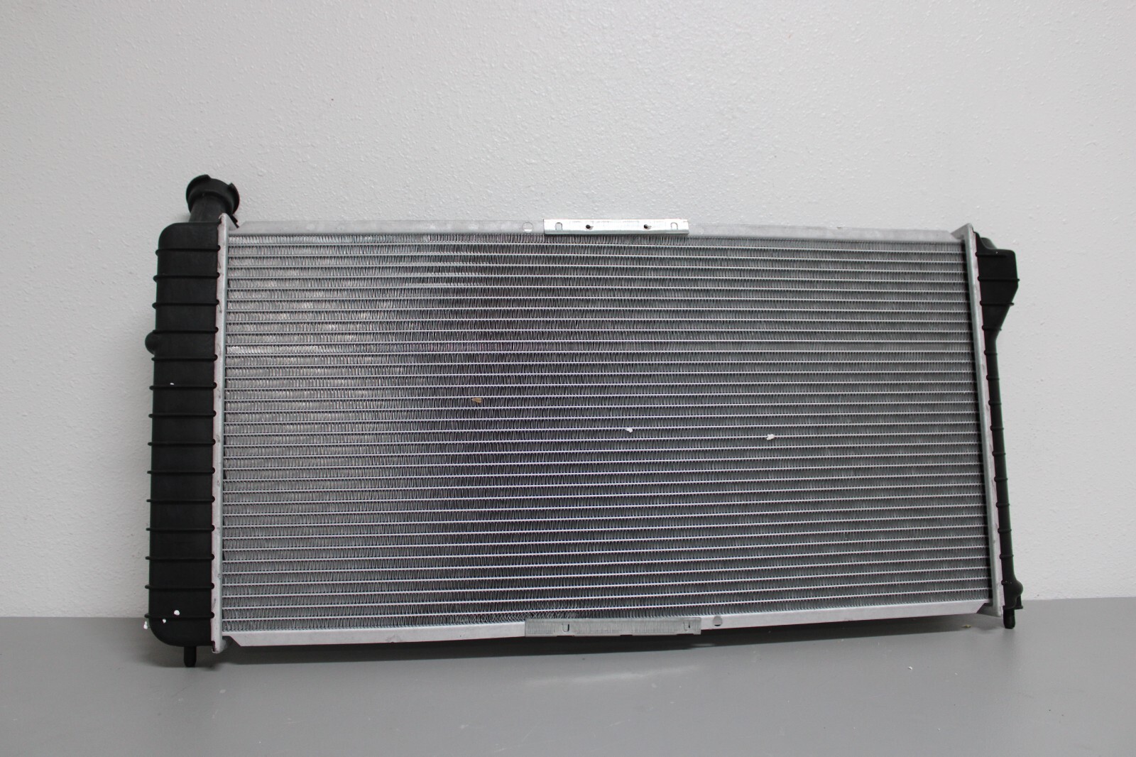 3 Rows Aluminum Radiator For 97-03 PONTIAC GRAND PRIX OLDS INTRIGUE BUICK REGAL