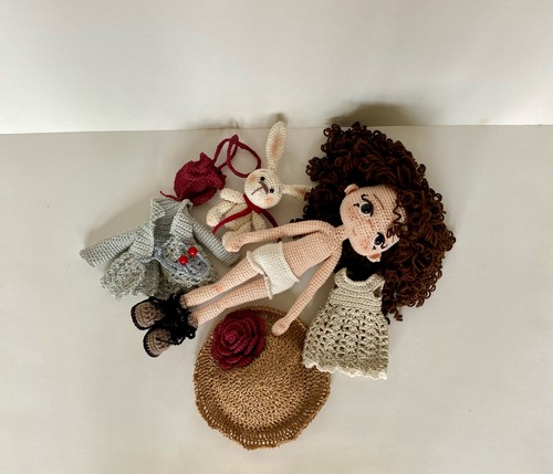 Amigurumi Puppe, Häkelpuppe, Kunstpuppe, gehäkelte Puppe, Handarbeit, Unikat, - Bild 10 von 10