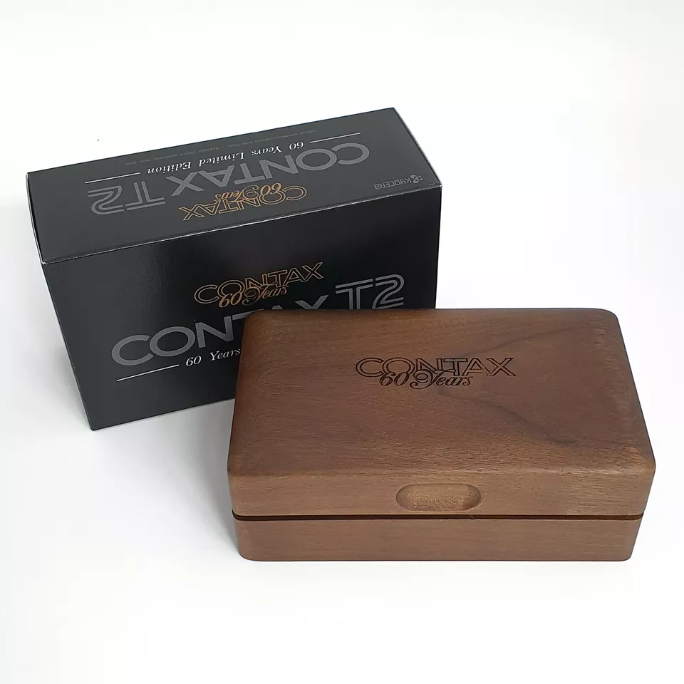 Contax T2 Gold 60 Years Limited Edition  (Brand New) - Image 2 of 4