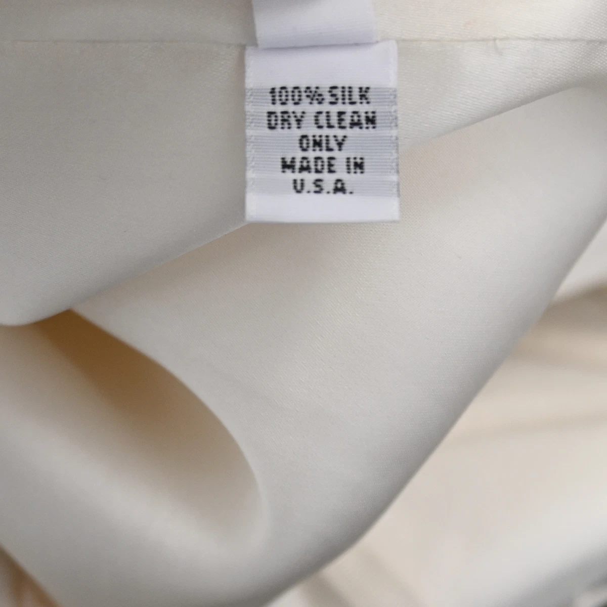 OFF WHITE Abito da sposa Naeem Kahn taglia 12 bianco sporco perline ricamate manica lunga seta