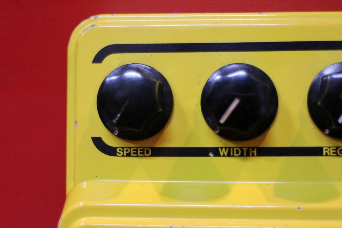 Vintage Maxon FL 303 Flanger Pedal Effecter Guitar Stomp Box