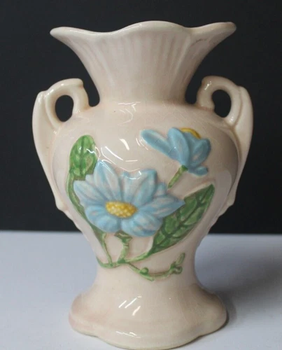 VINTAGE "Hull Art" Pottery Vase Soft Pink with Blue Flowers #H-4-6 1/2"