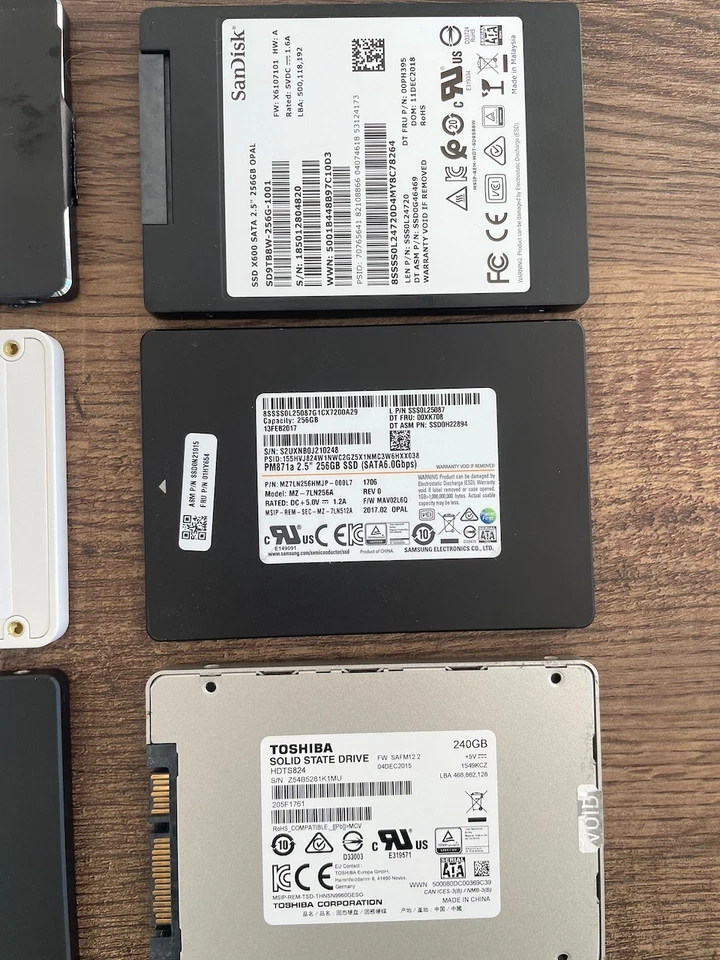 10 x SATA SSD 2.5" Bundle 2.3TB Total. Samsung Toshiba Sandisk, New & Used Mix - Image 3 of 4