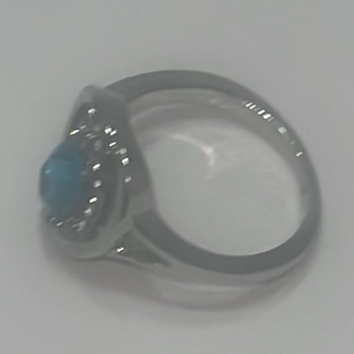 Anello cocktail misura 9 creato in laboratorio finitura turchese chiaro tono argento NUOVO - Foto 3 di 7