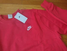 NWT, Nike Men's Crewneck Pullover Cotton Sweatshirt .  Style #BV2662-657