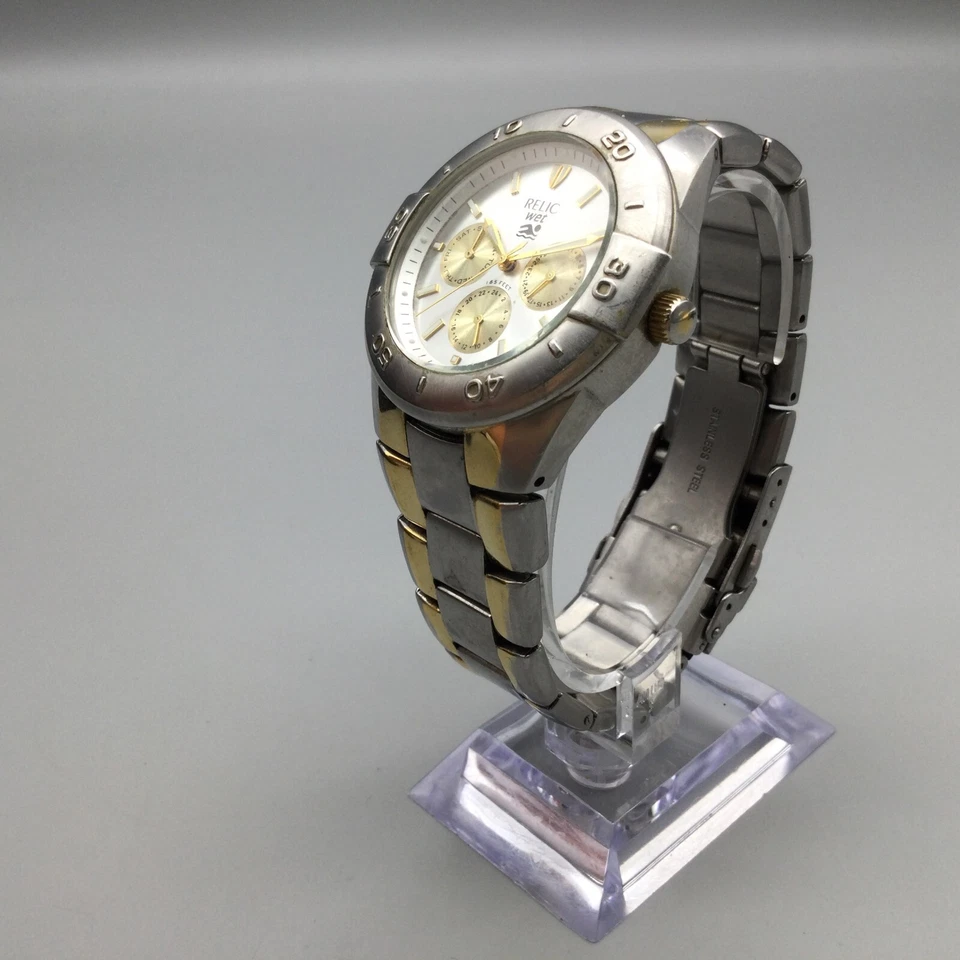 Reloj Reliquia Húmedo Hombre 41mm Plata Oro Dos Tonos Día Fecha Batería Nueva 7.25" Foto 4 de 4