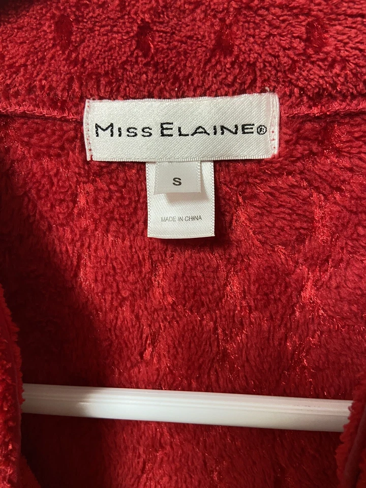 Miss Elaine Womens Embroidered Red Floral Front Zipper Pockets Robe - Image 4 of 4