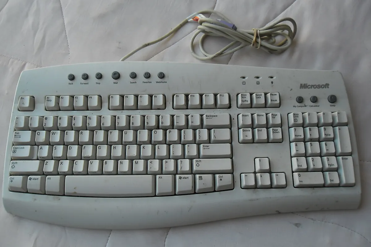 Microsoft Internet Keyboard model Rt9443