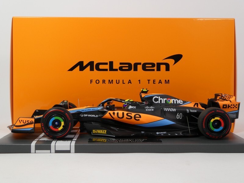 ミニカー MINICHAMPS McLaren F1 1/18 1/18 Minichamps McLaren F1 (Orange) Diecast Car Model