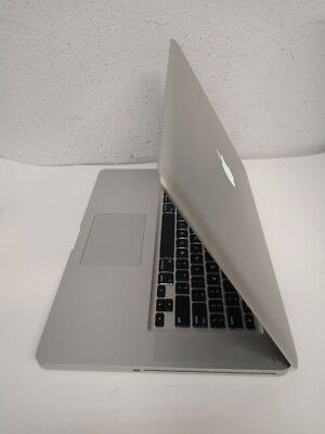 Apple MacBook Pro 15.4