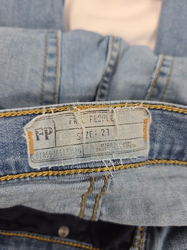 Free People Skinny Denim Ankle Jeans Size 27 Distressed Knee Holes. 27x25 - Picture 7 of 9