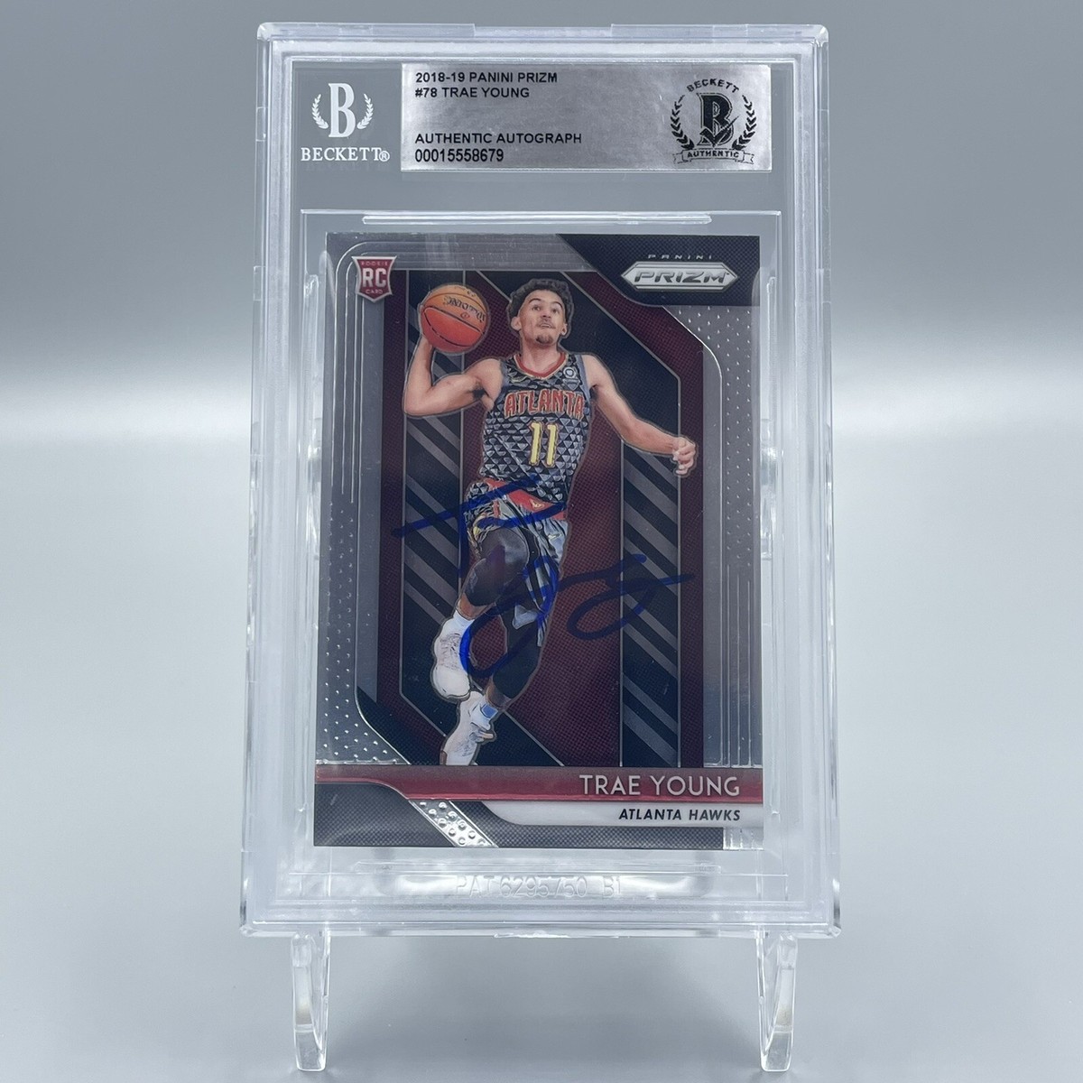 Trae Young Signed 2018-19 Panini Prizm #78 Rookie Card RC Beckett