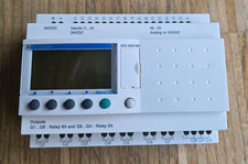 Schneider Electric Zelio Logic SR3 B261BD CPU...