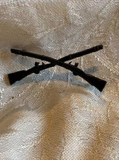 USAMM officer branch insignia Infantry pin with backs