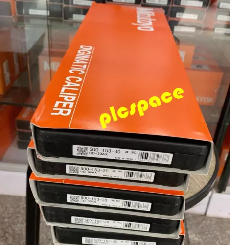 Mitutoyo 500-153-30 brand new Digital Caliper Express DHL or FedEx