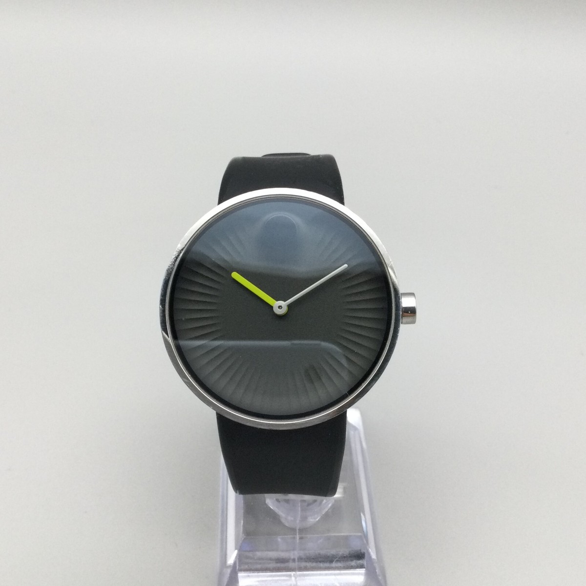 Movado Edge Watch Men 40mm Silver Tone MO.02.1.14.6186 Black
