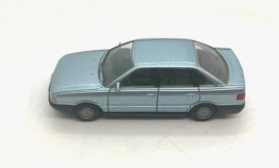 39814 RIETZE / GERMANY / AUDI 80 BLEU METAL HO 1/87 - Photo 3/3