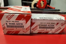 2011-2016 Sienna Front & Rear Genuine OEM Brake Pad Set 04465-AZ319 04466-AZ309