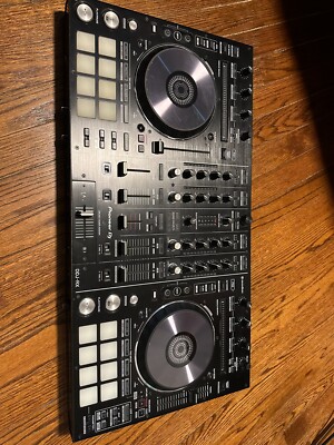 4- Channel Pioneer DDJ-RX  DJ Controller Used very lightly