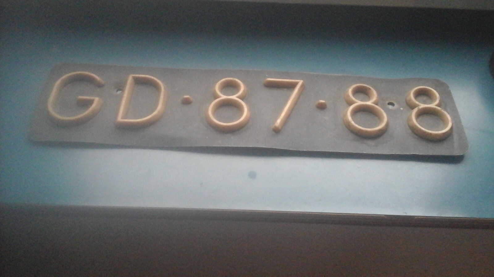 Bild 1 von 8