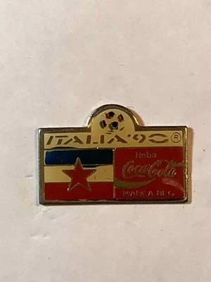 PIN - Coca Cola - World Cup Football Italy 90 Sponsor Flag Yugoslavia