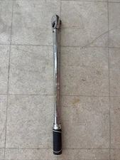 Husky 50 ft. / lbs. to 250 ft. / lbs. 1/2 in. Drive Torque Wrench