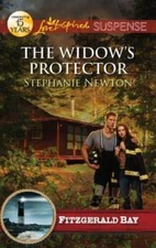 The Widows Protector (Love Inspired Suspense) - Mass Market Paperback - GOOD