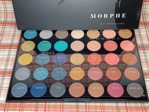Morphe 35H Hot Spot Artistry Palette 56.2g/1.98 Oz. - Picture 8 of 12