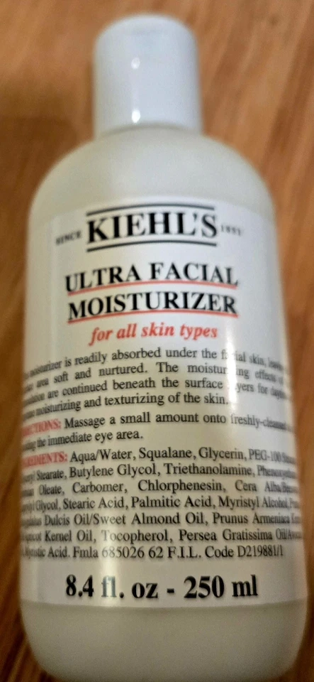Hidratante facial ultra Kiehl's com esqualano 8,4 oz novo lacrado hidratação 24 horas - Imagem 2 de 4