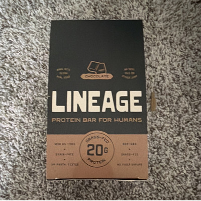 Lineage Chocolate Protein Bar 20g Protein Grass-Fed Whey & Collagen Gluten-Free
