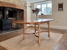 Ercol Saville Extending Dining Table Model 926 Golden Dawn Finish (Seats 6-8)